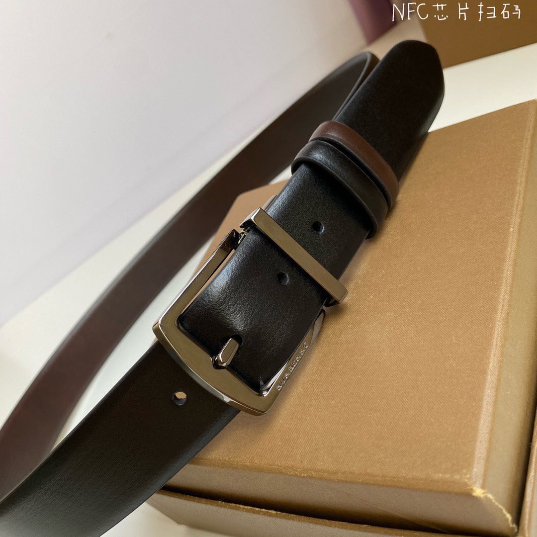 Burberry belt