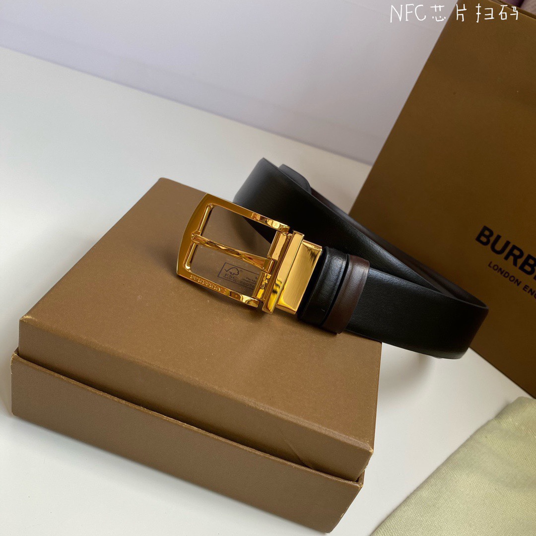Burberry belt