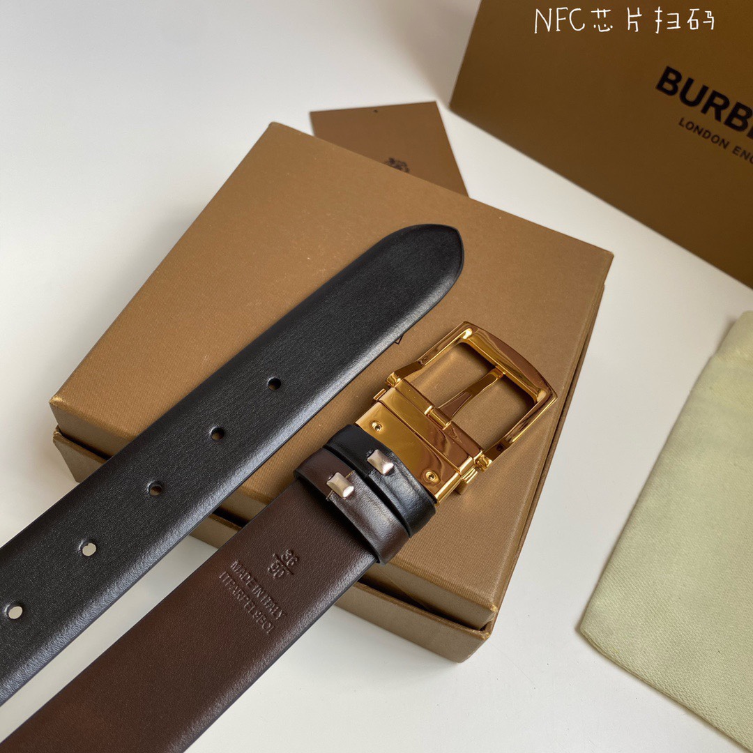 Burberry belt