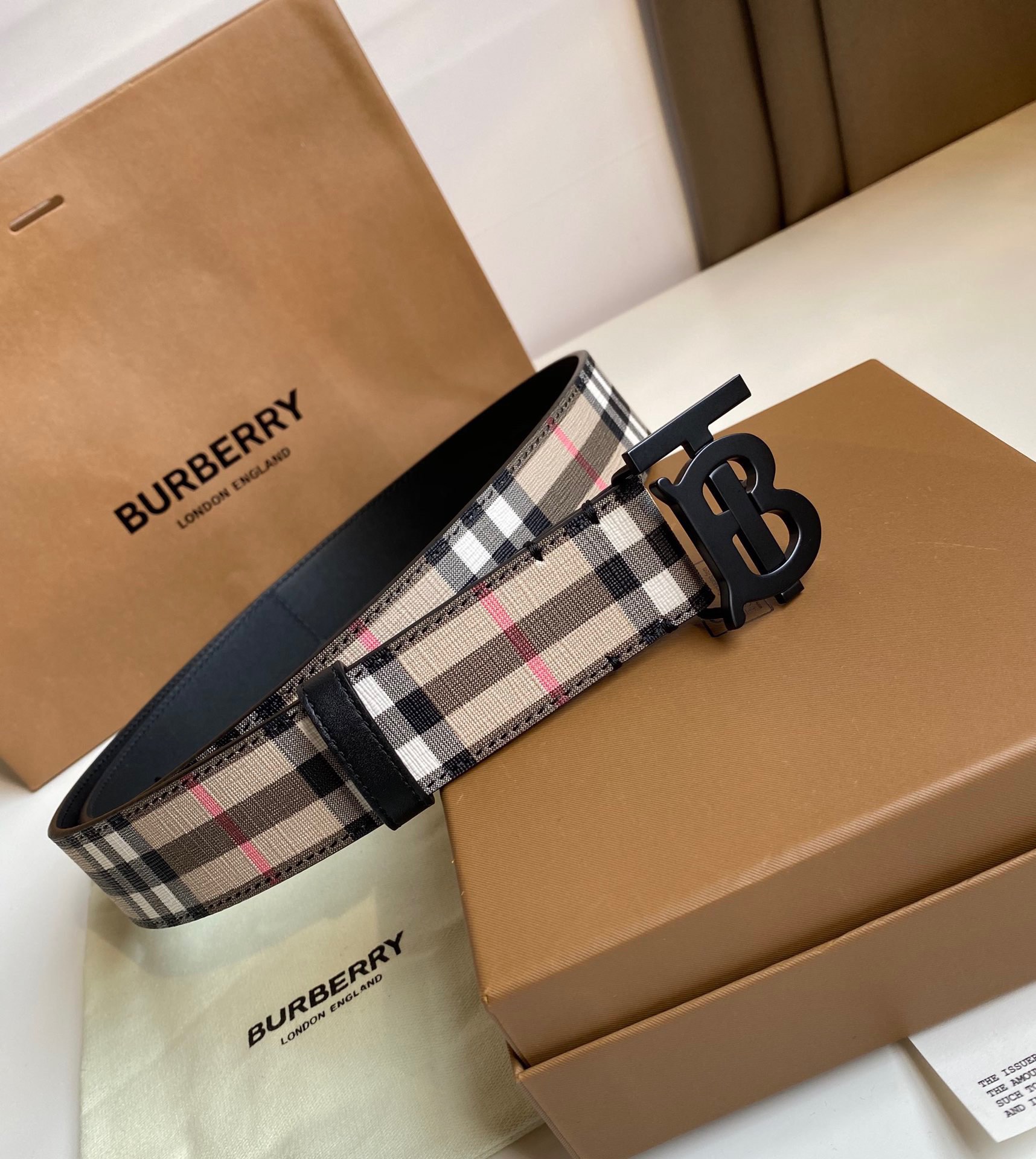 Burberry belt