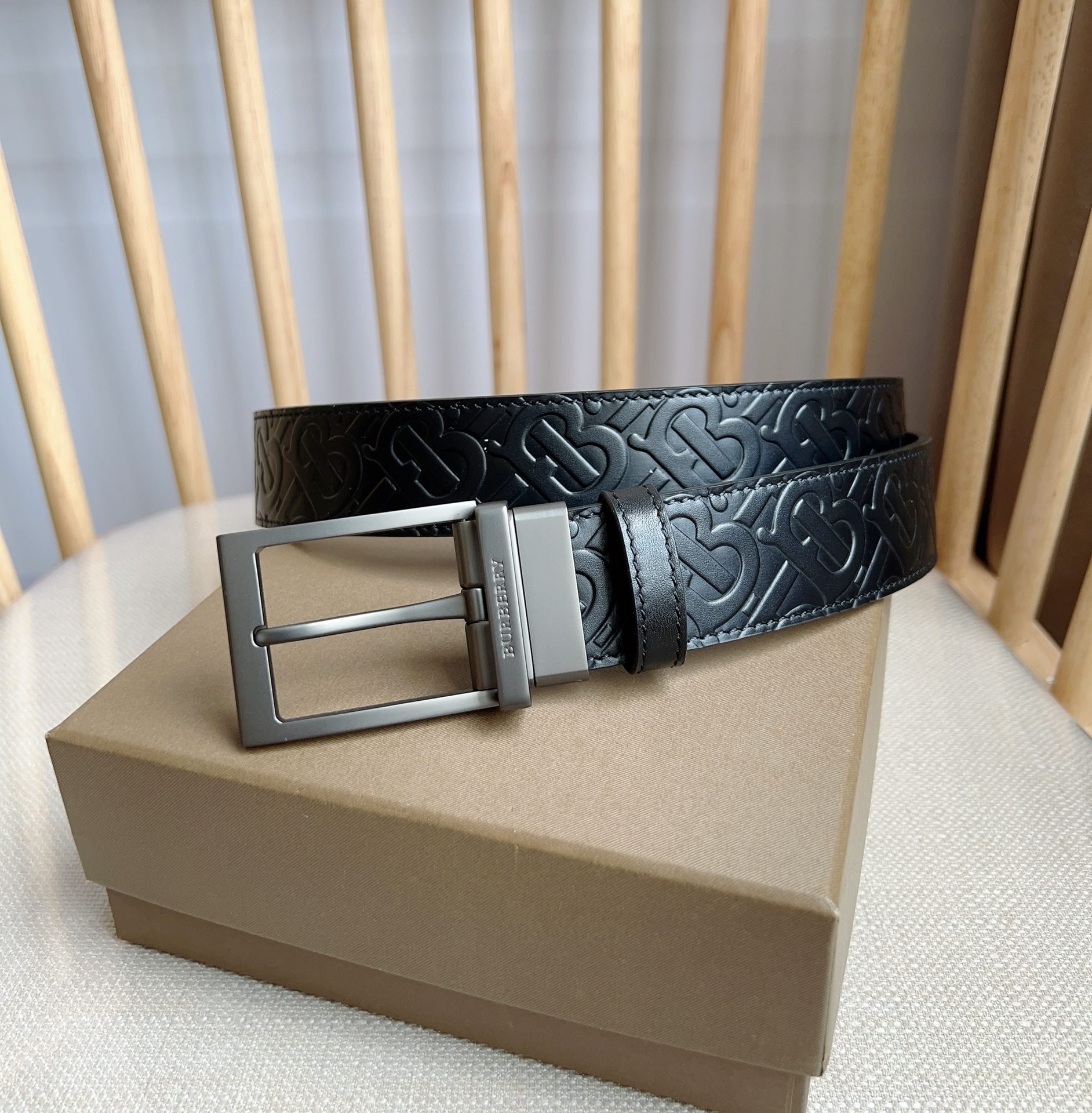 Burberry belt