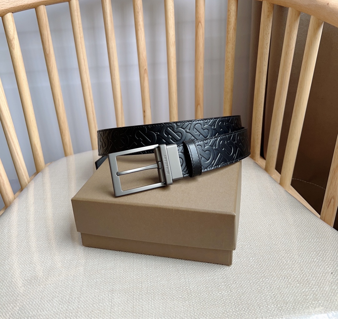 Burberry belt