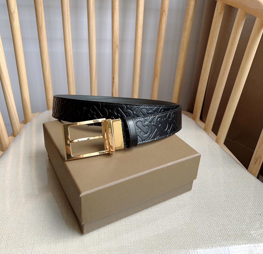 Burberry belt
