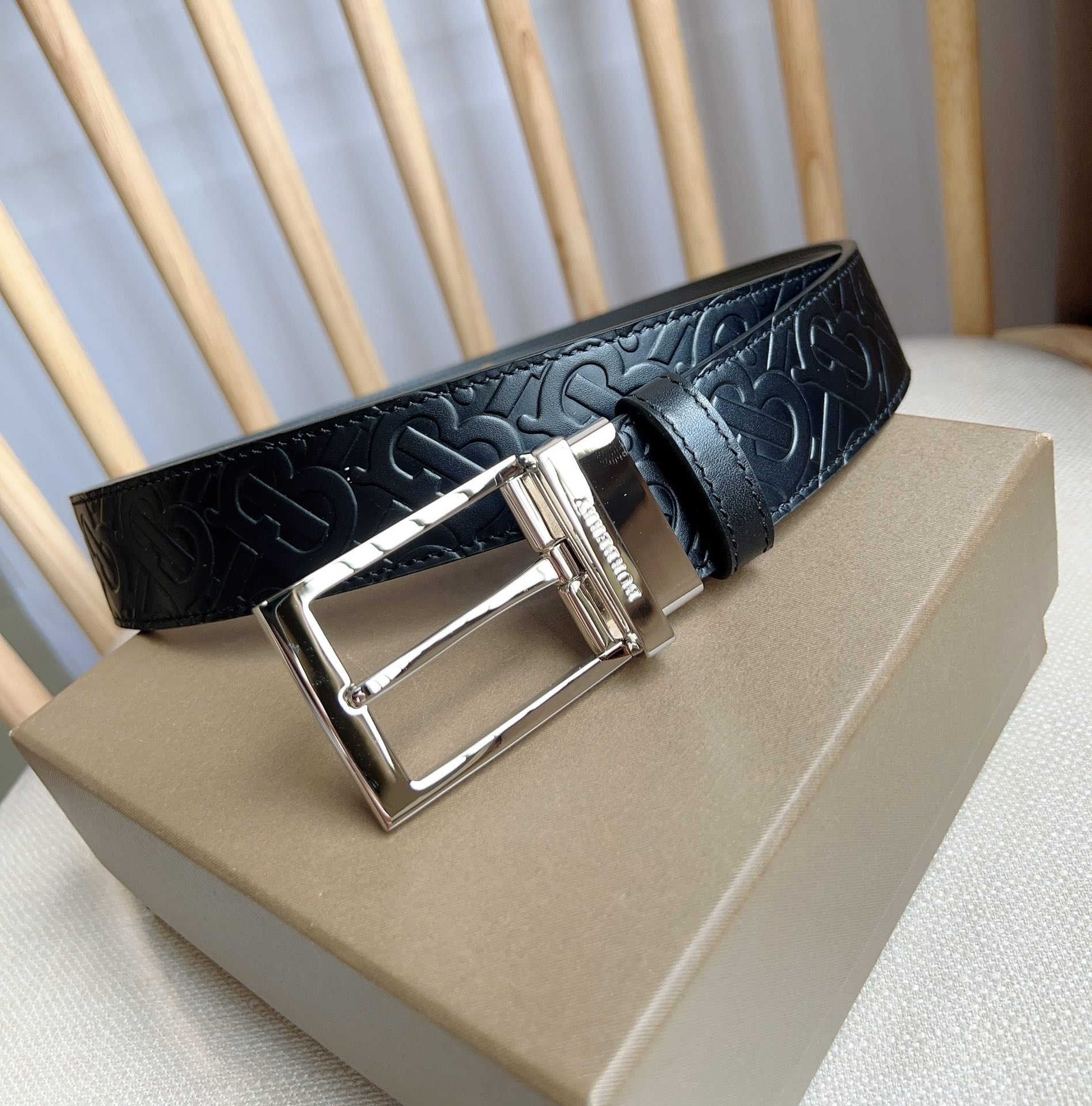 Burberry belt