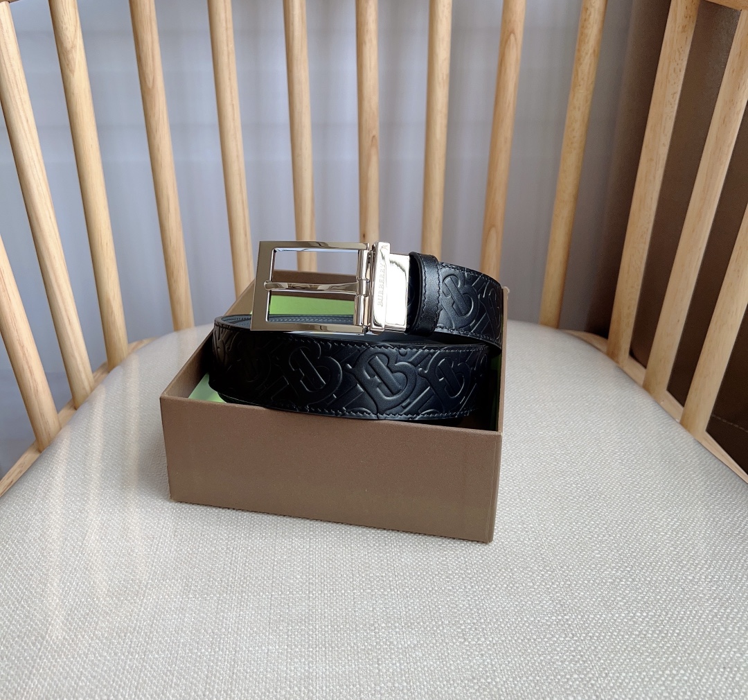 Burberry belt