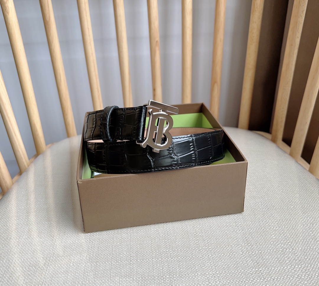 Burberry belt