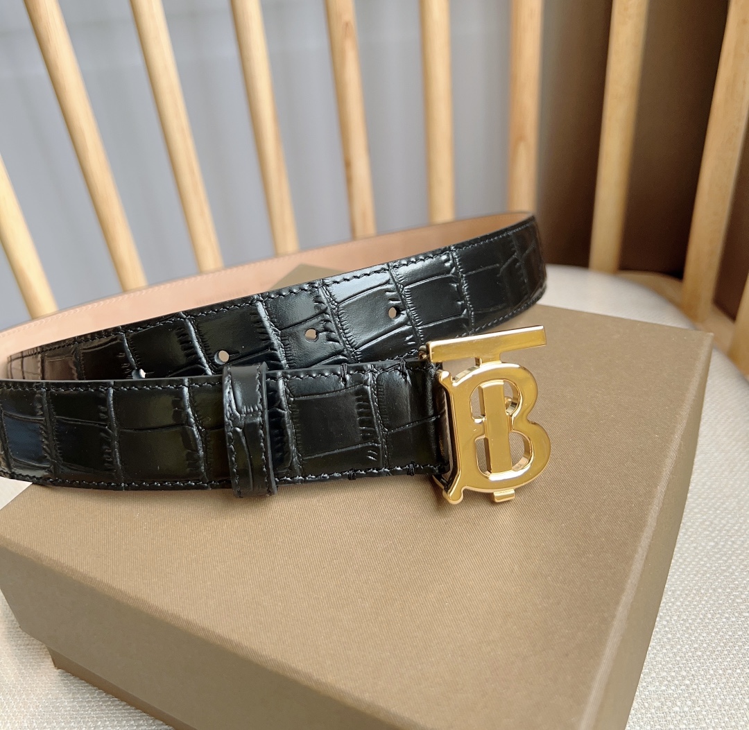 Burberry belt