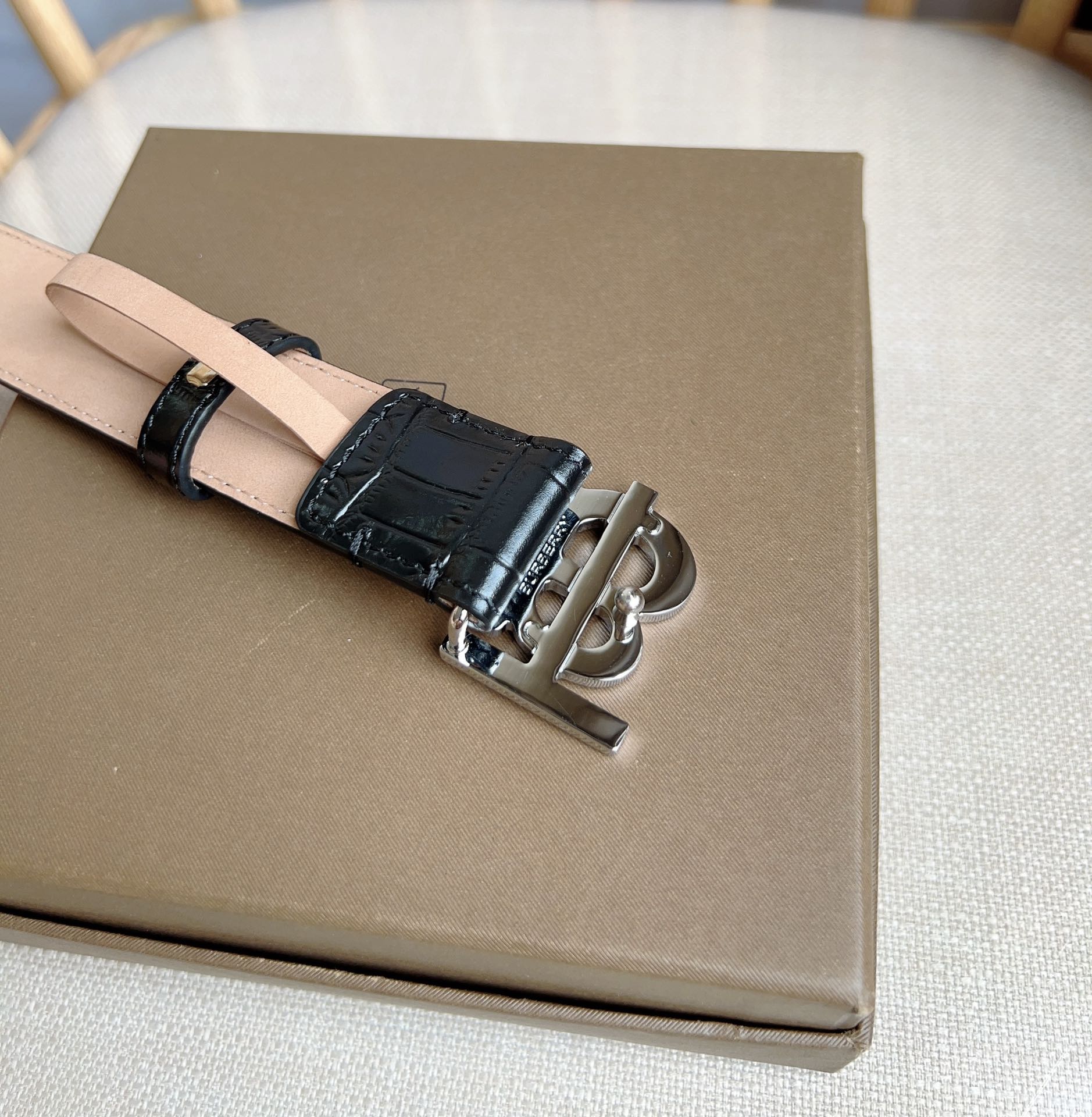Burberry belt
