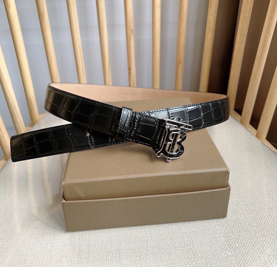 Burberry belt