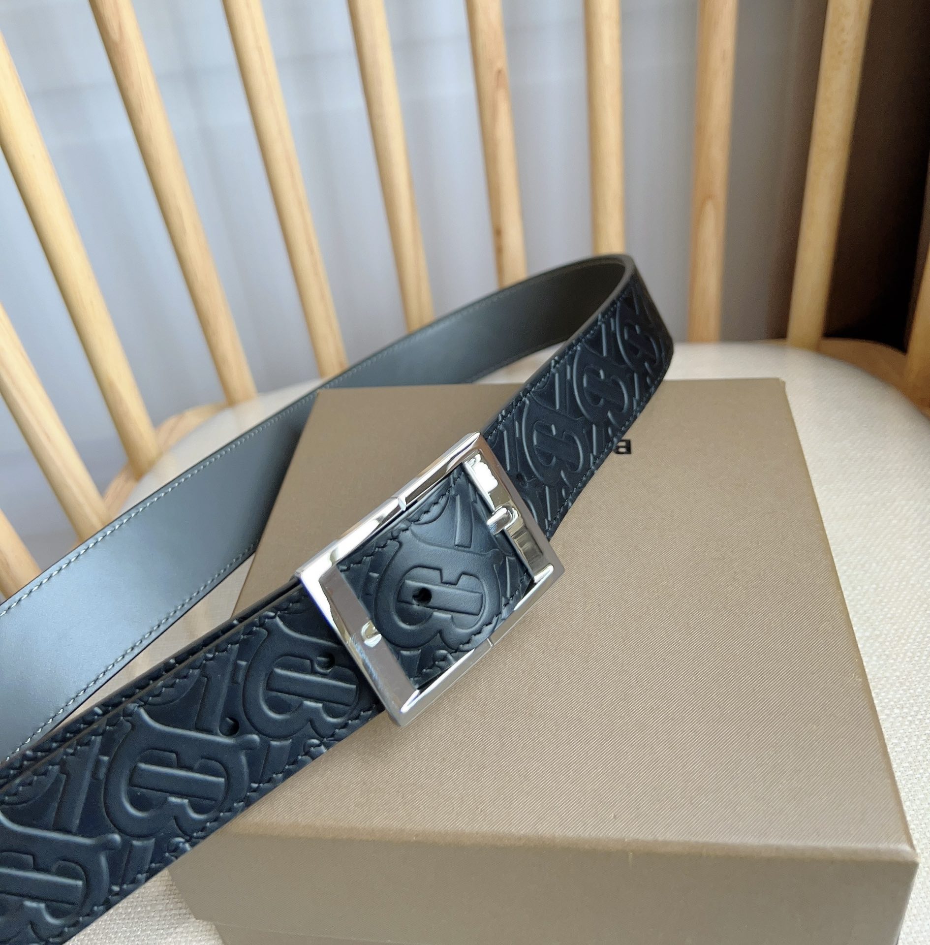 Burberry belt