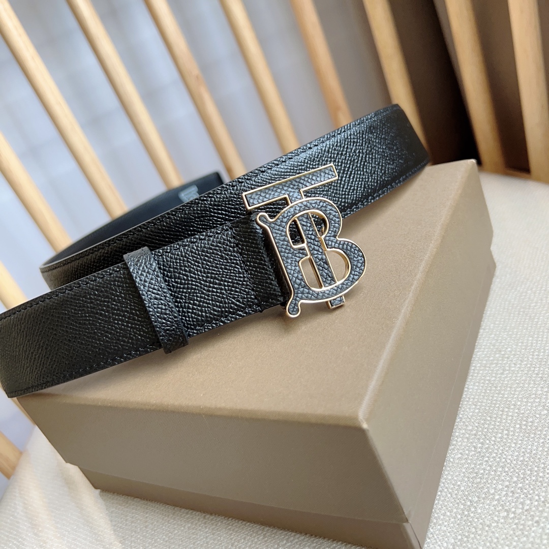 Burberry belt