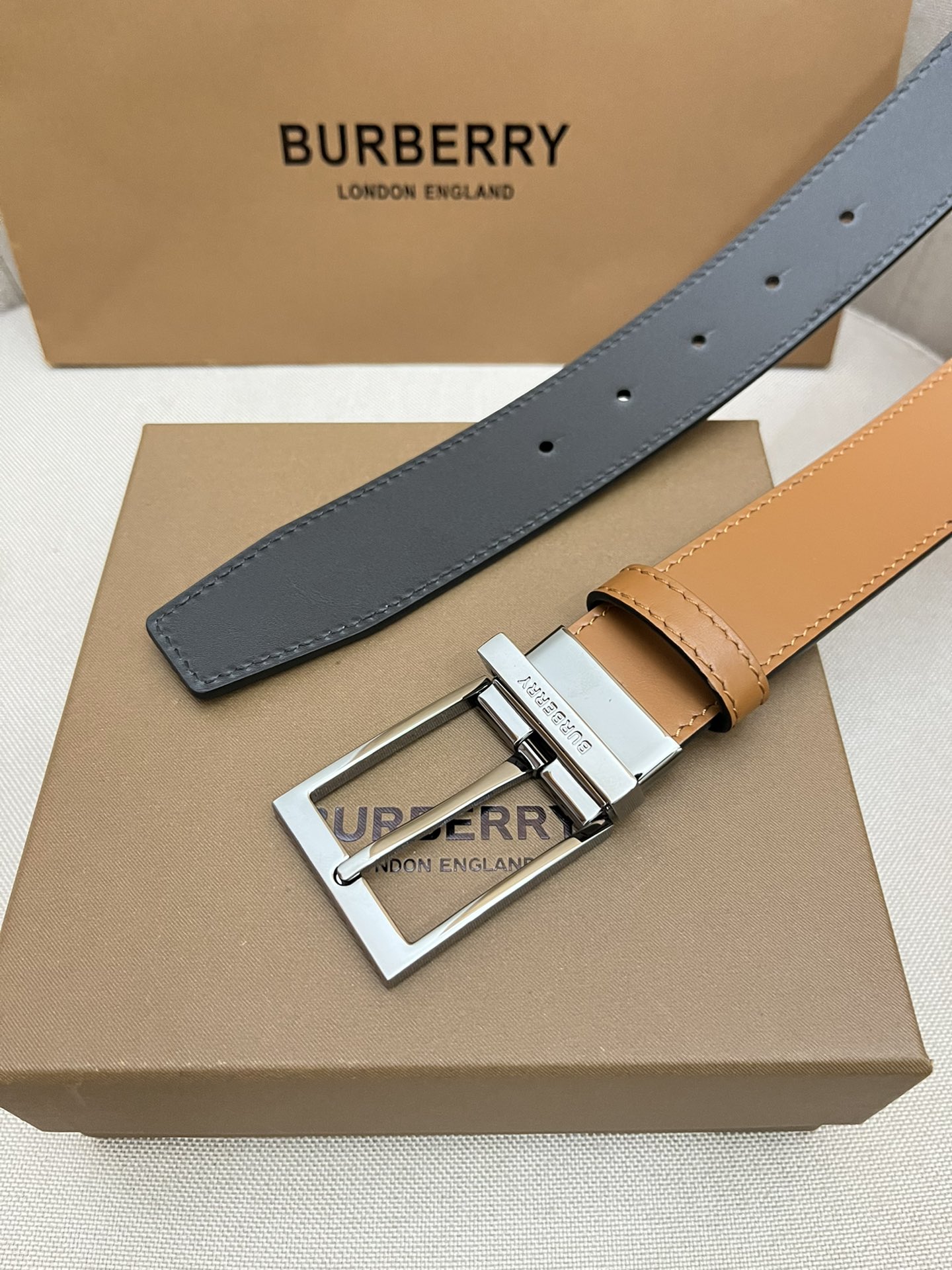 Burberry belt