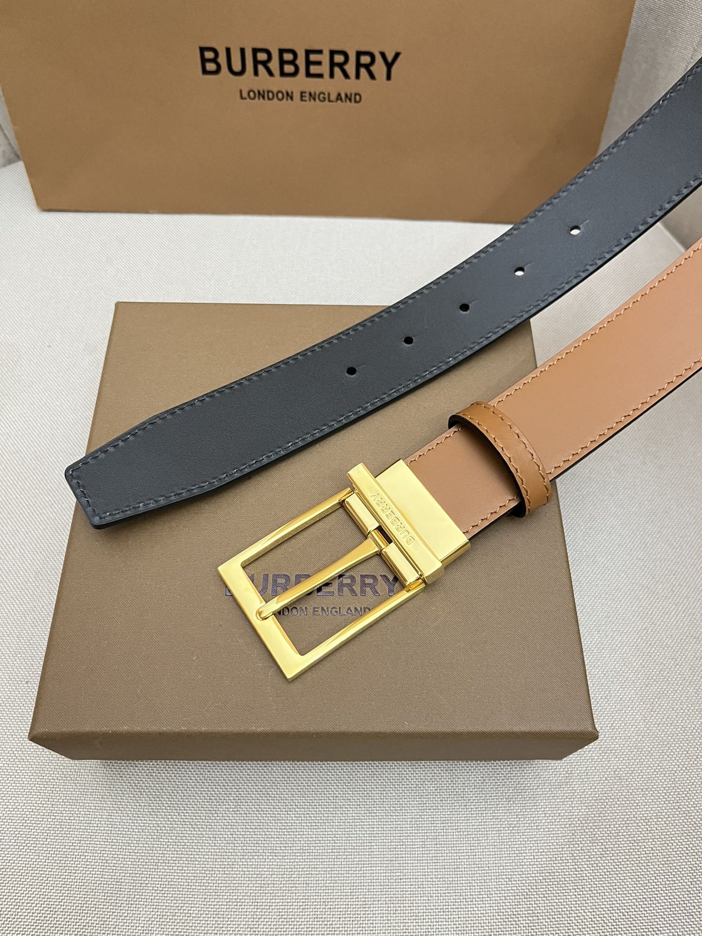 Burberry belt