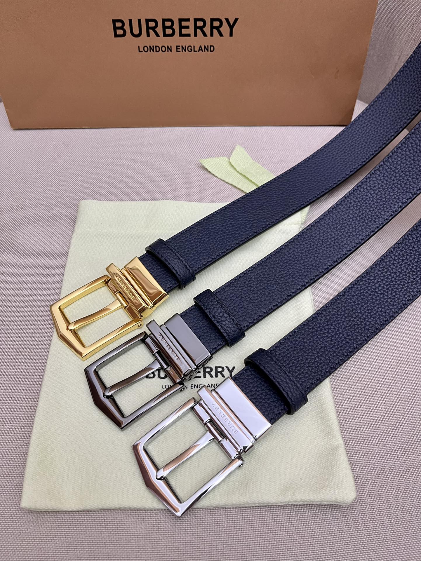 Burberry belt