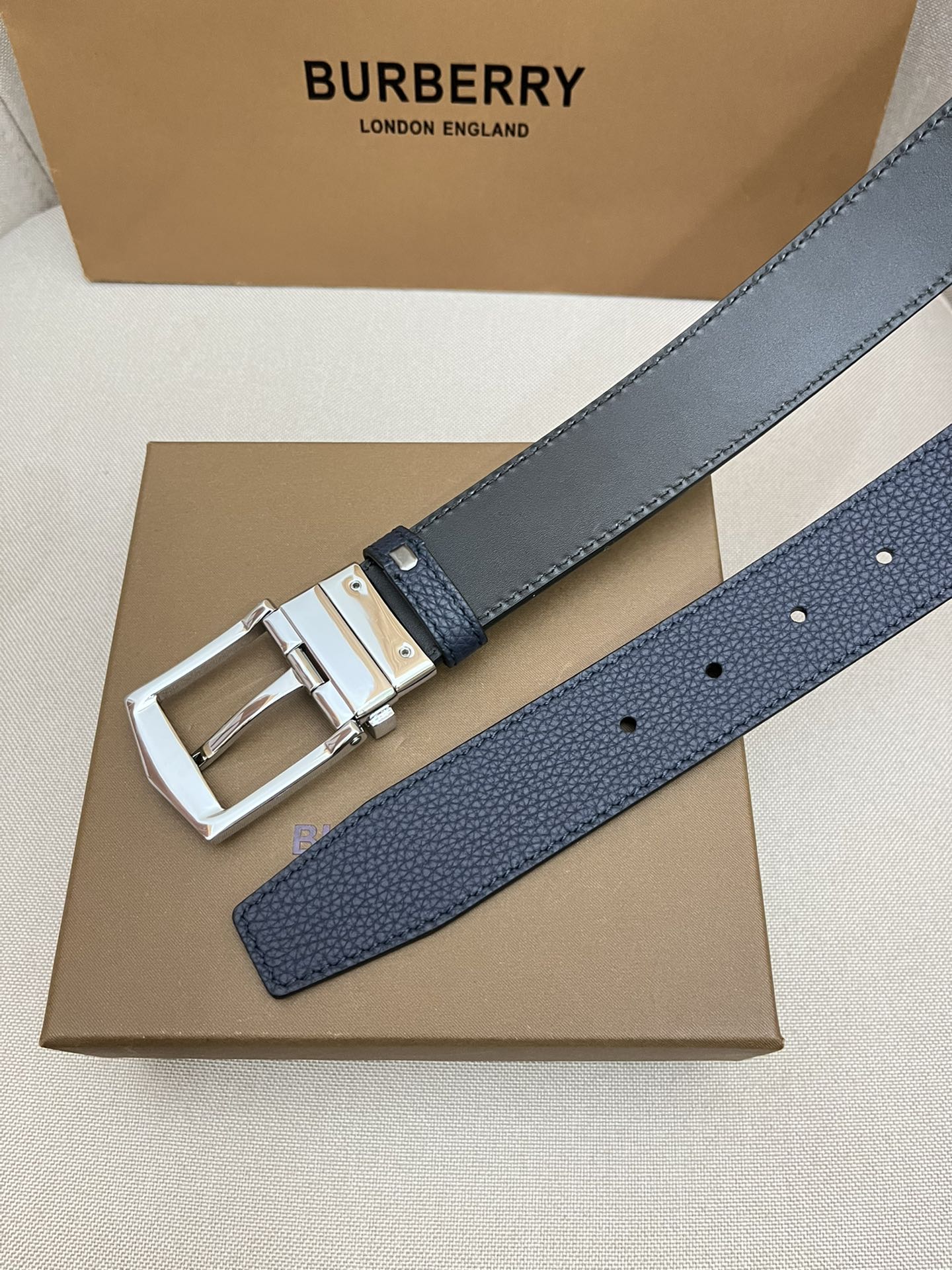 Burberry belt