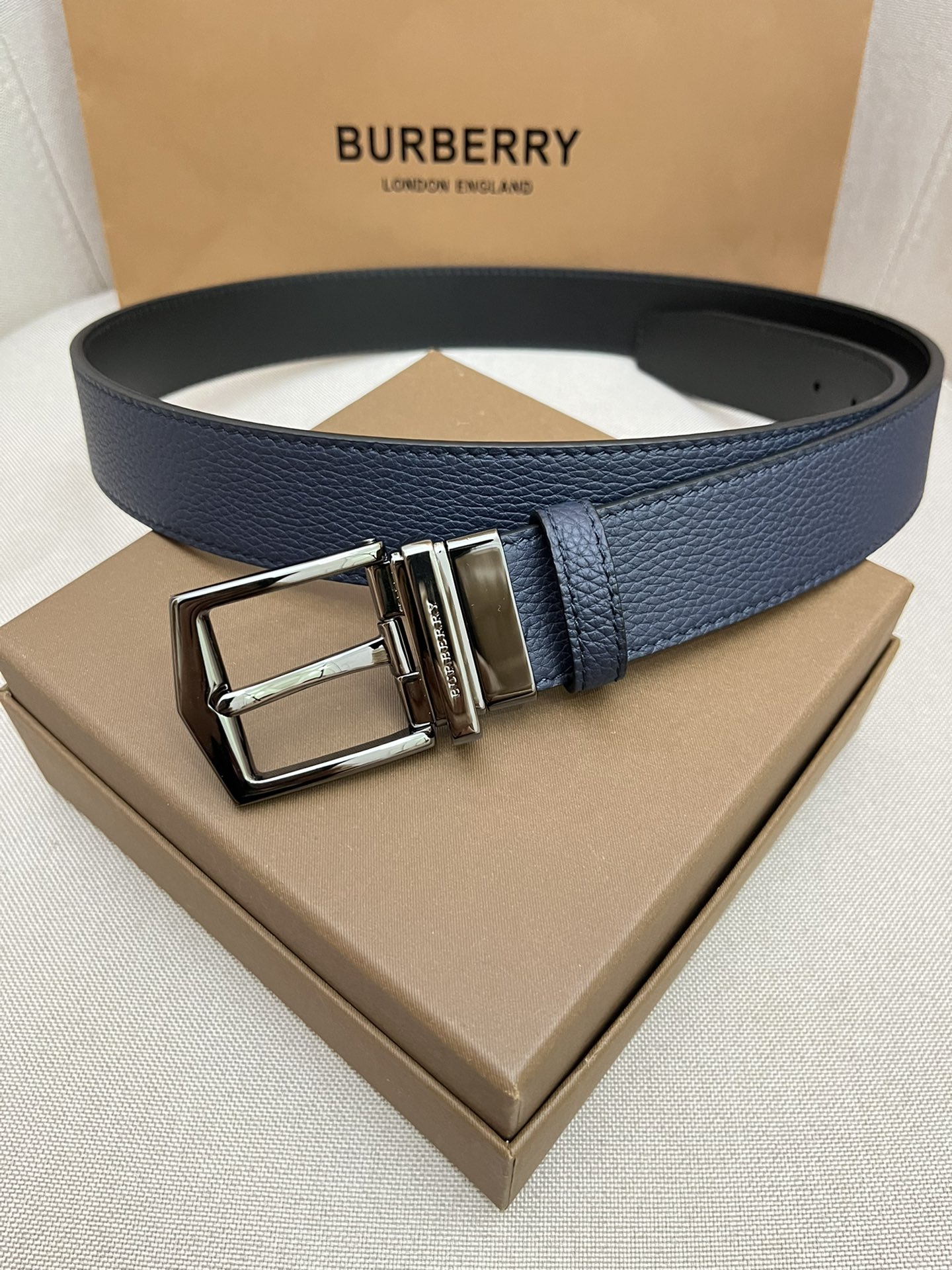 Burberry belt