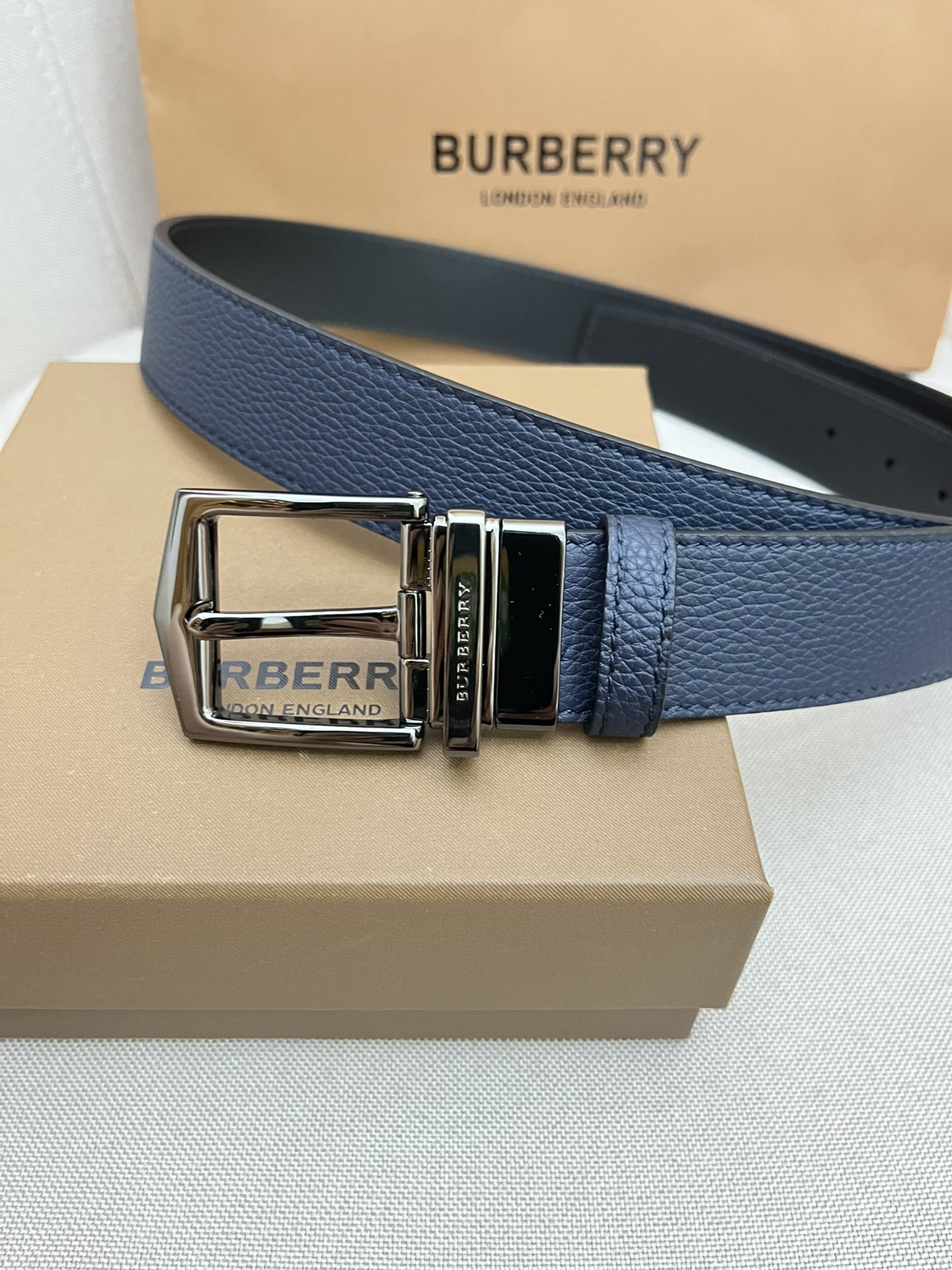 Burberry belt