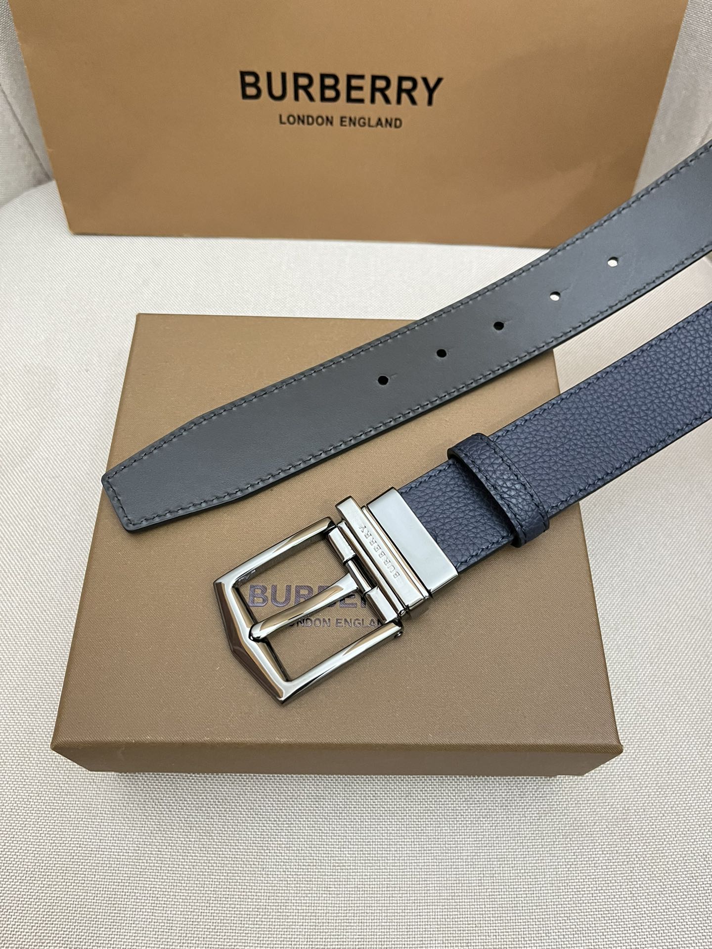 Burberry belt