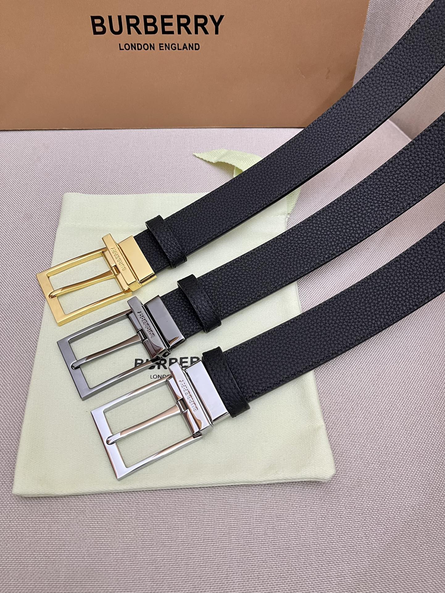 Burberry belt