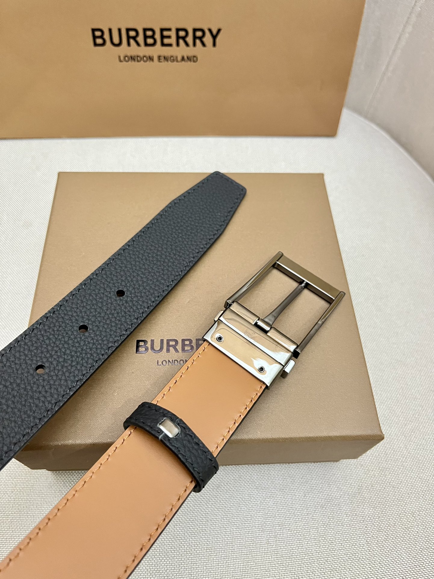Burberry belt