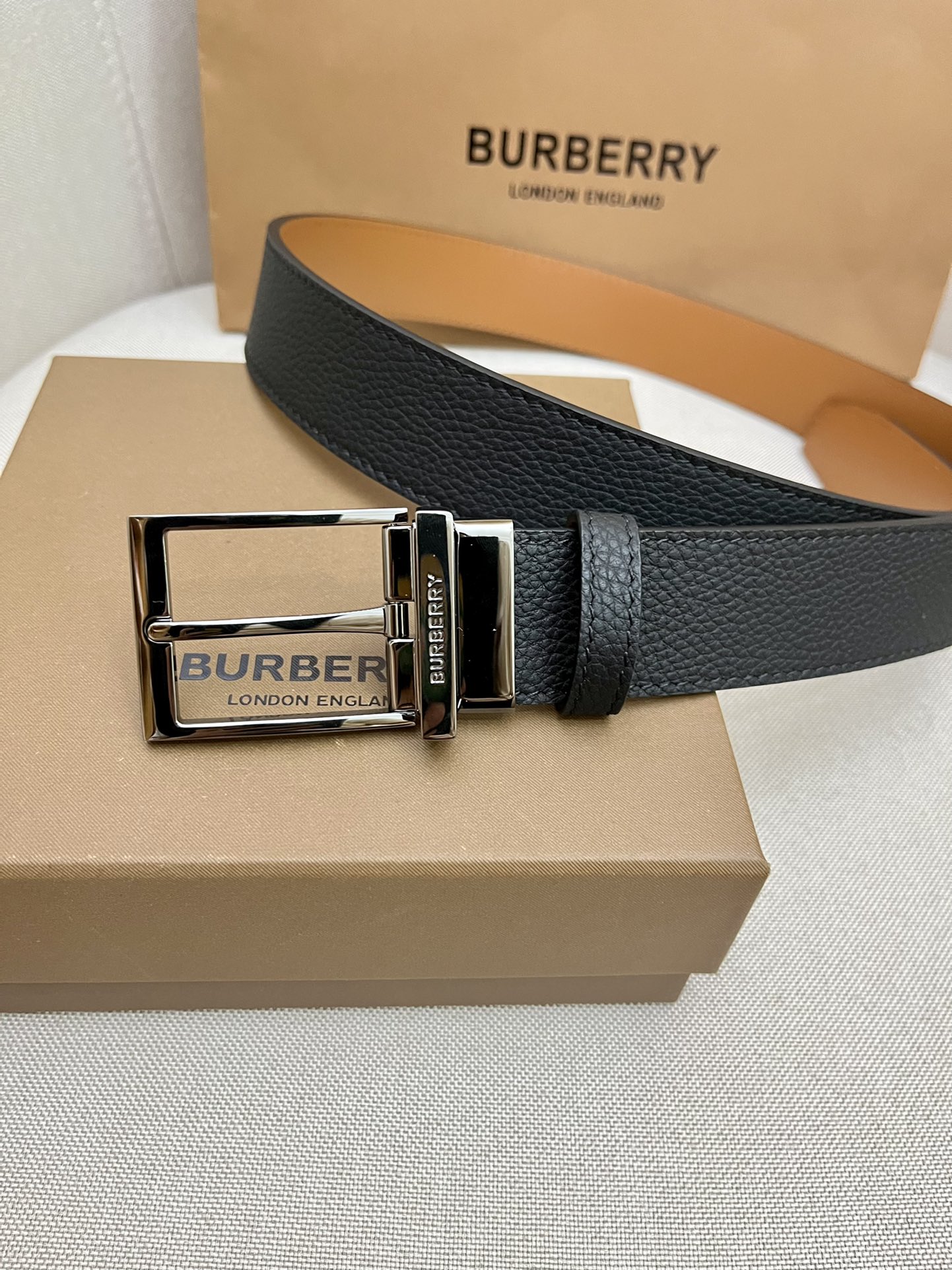 Burberry belt