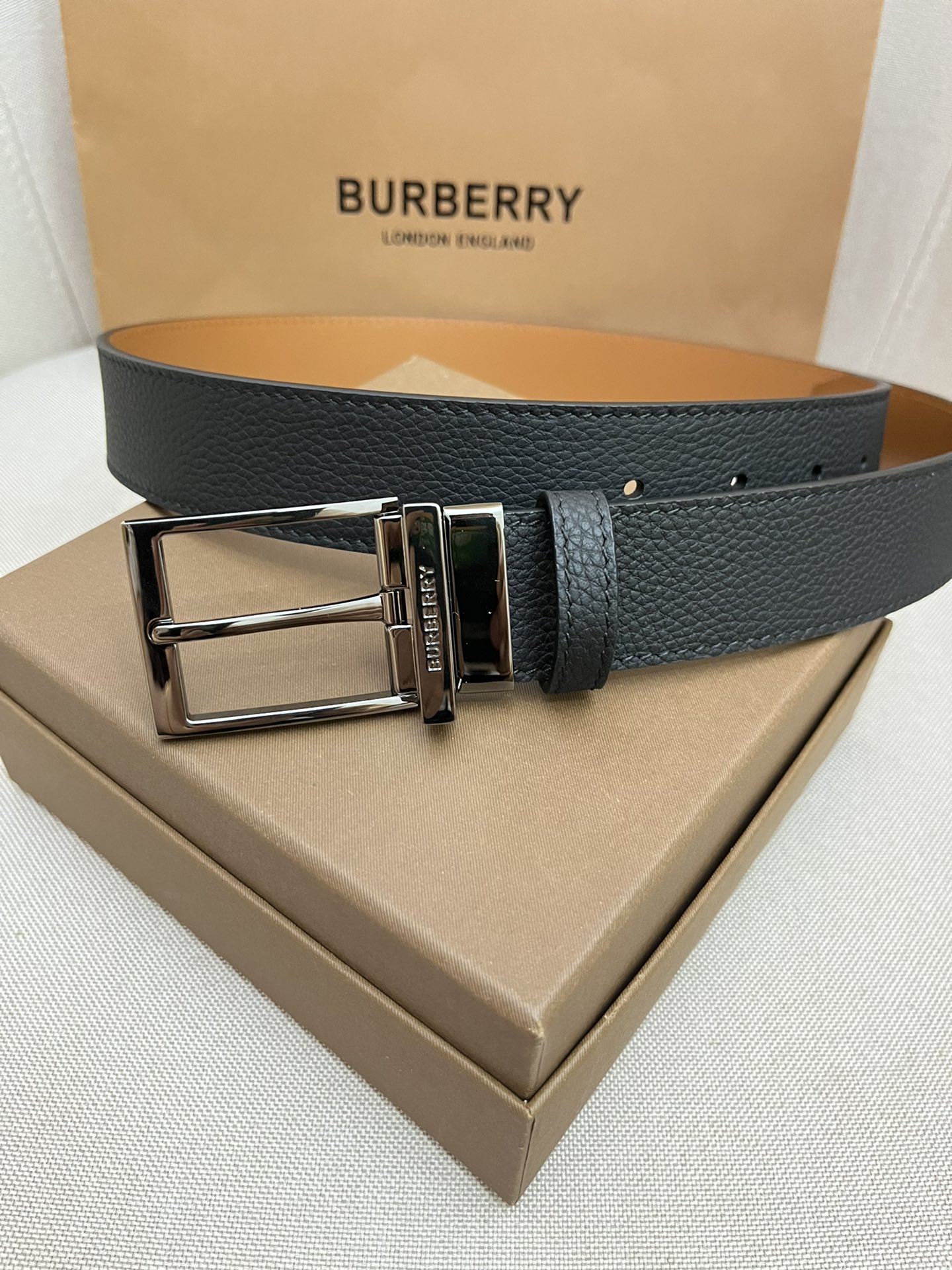 Burberry belt