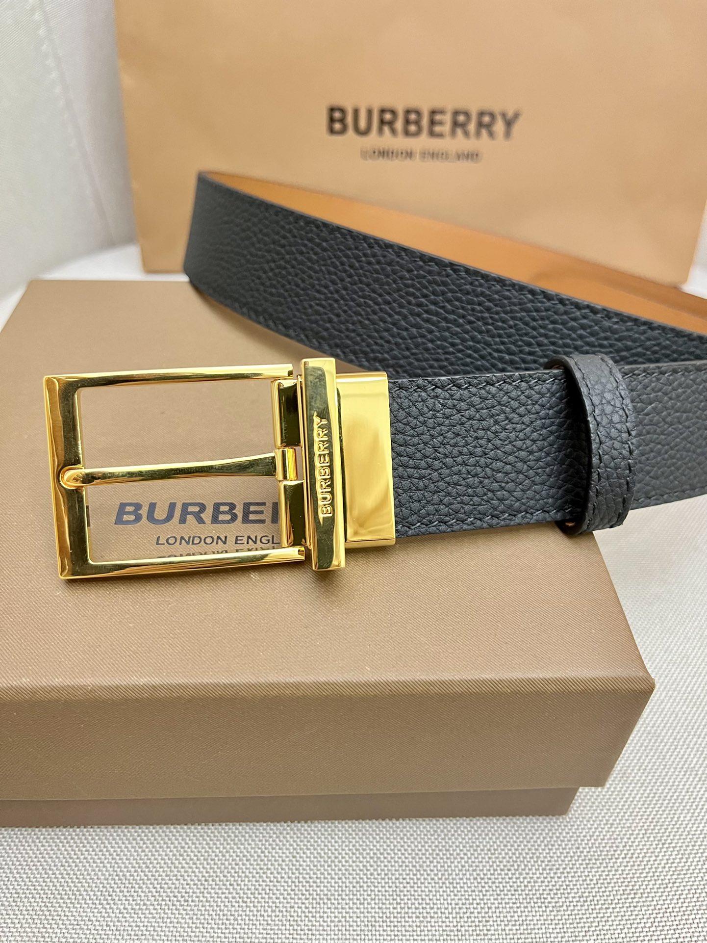 Burberry belt
