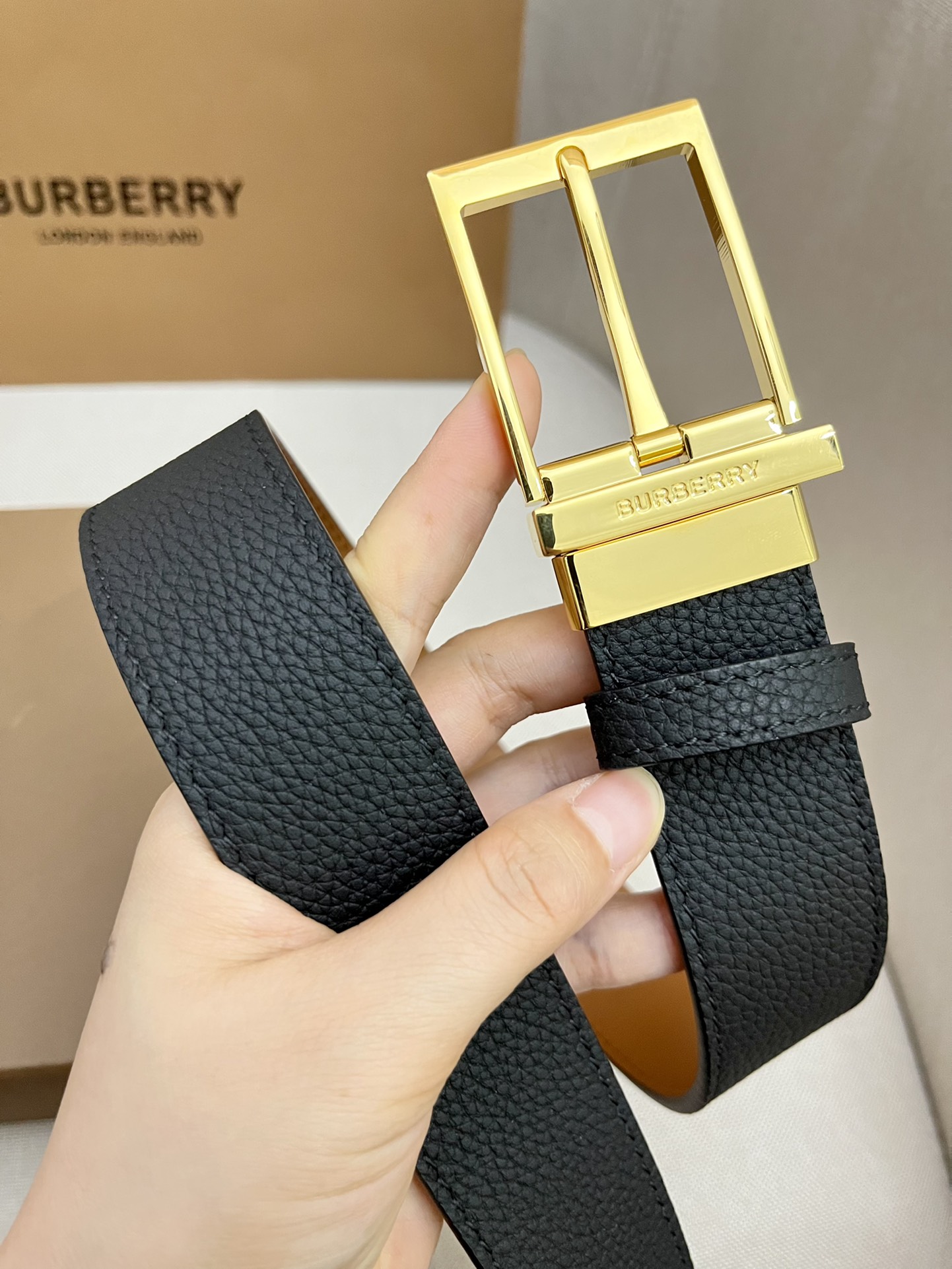 Burberry belt