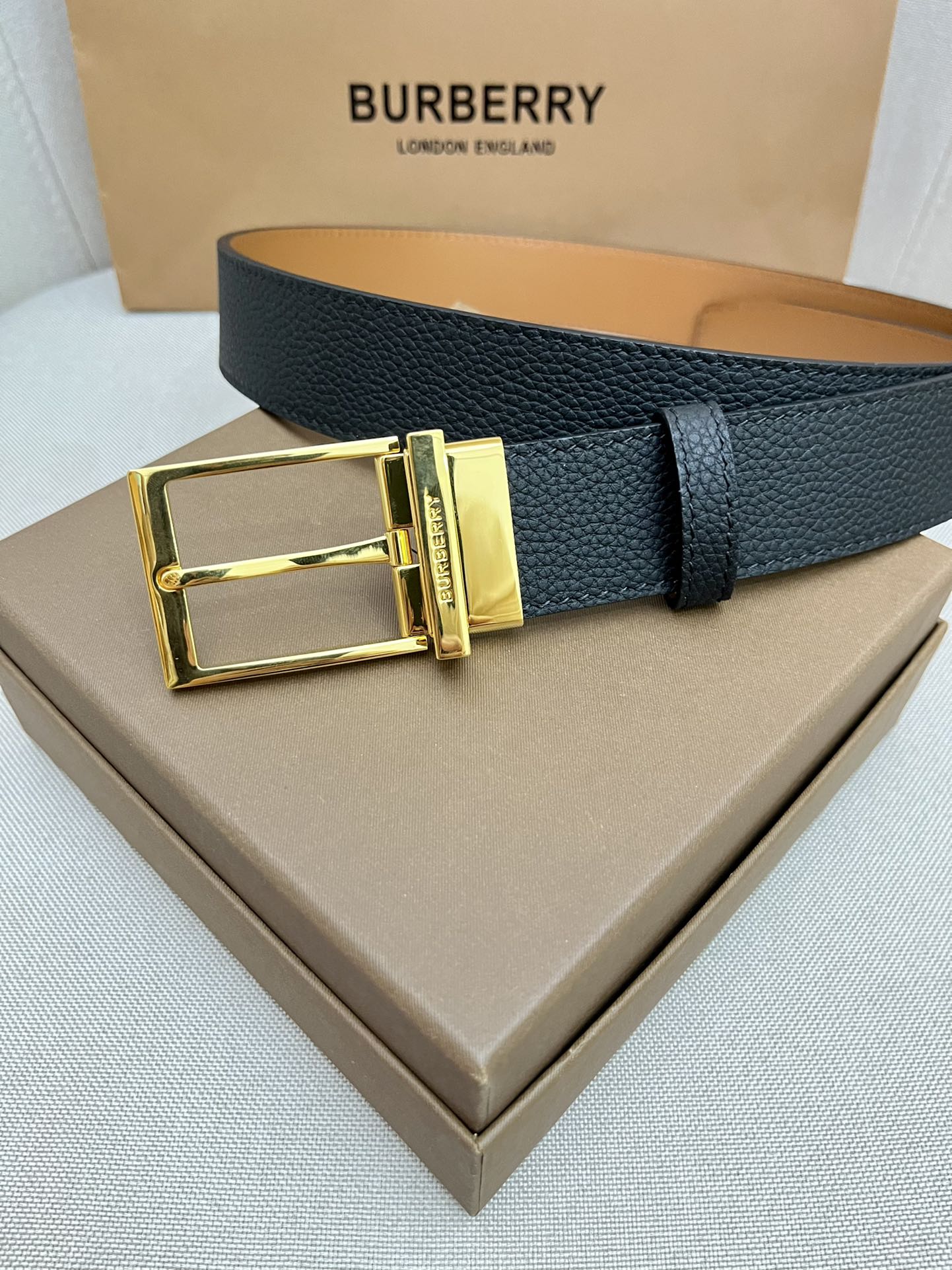 Burberry belt