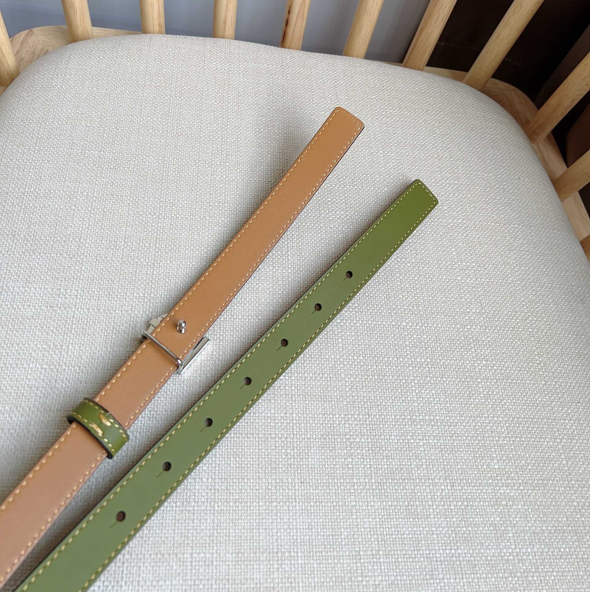 Burberry belt