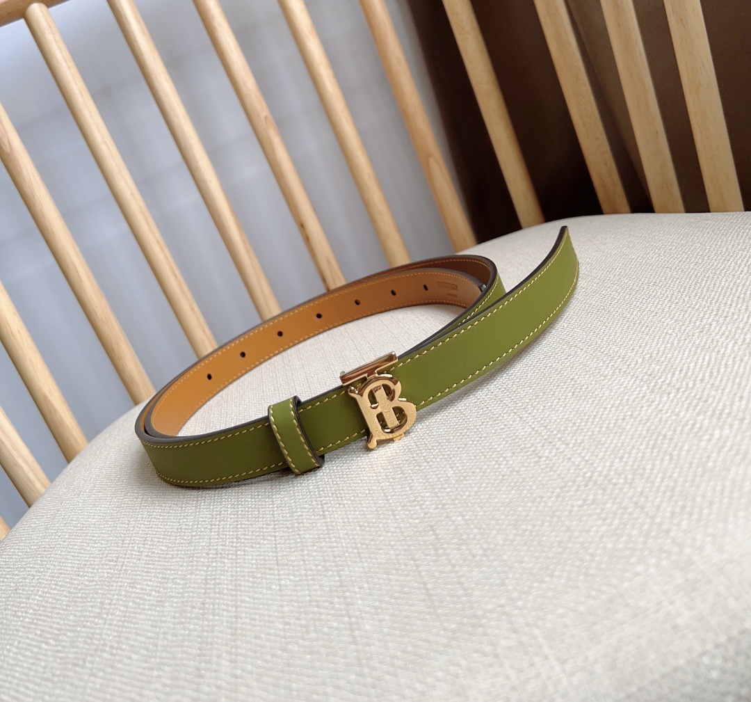 Burberry belt