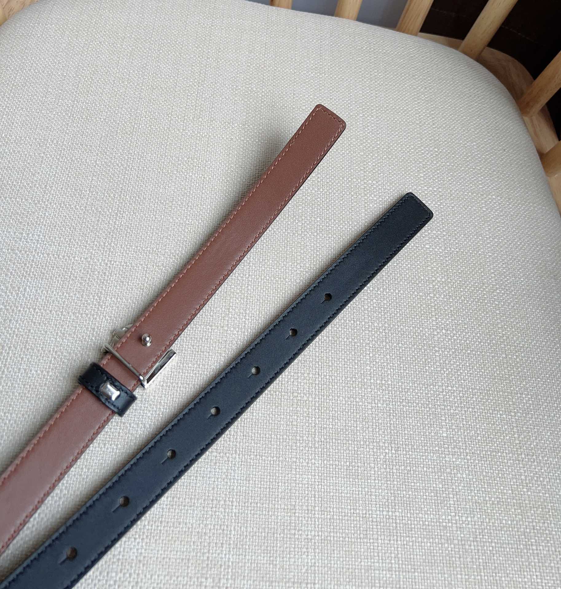 Burberry belt