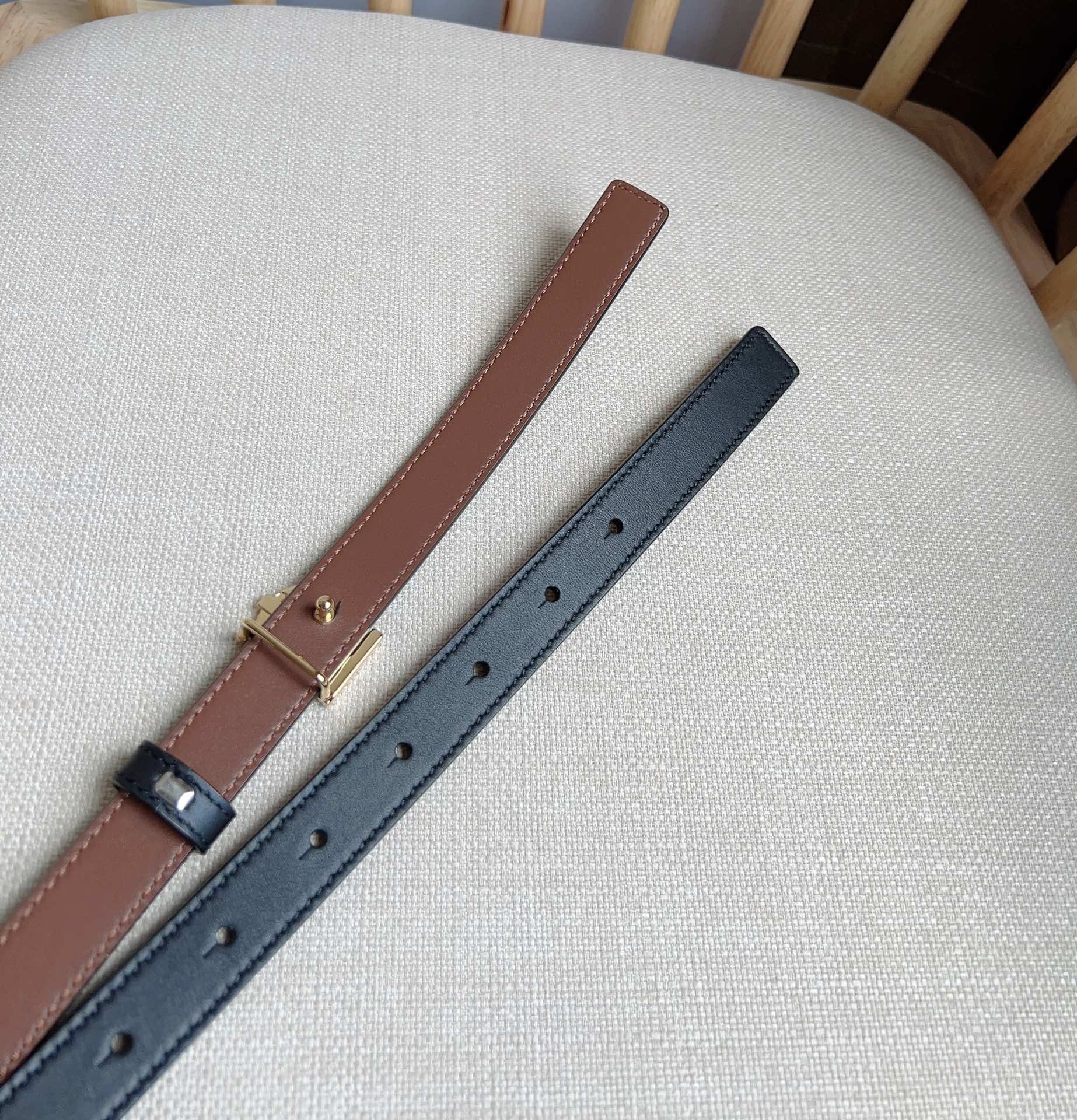 Burberry belt