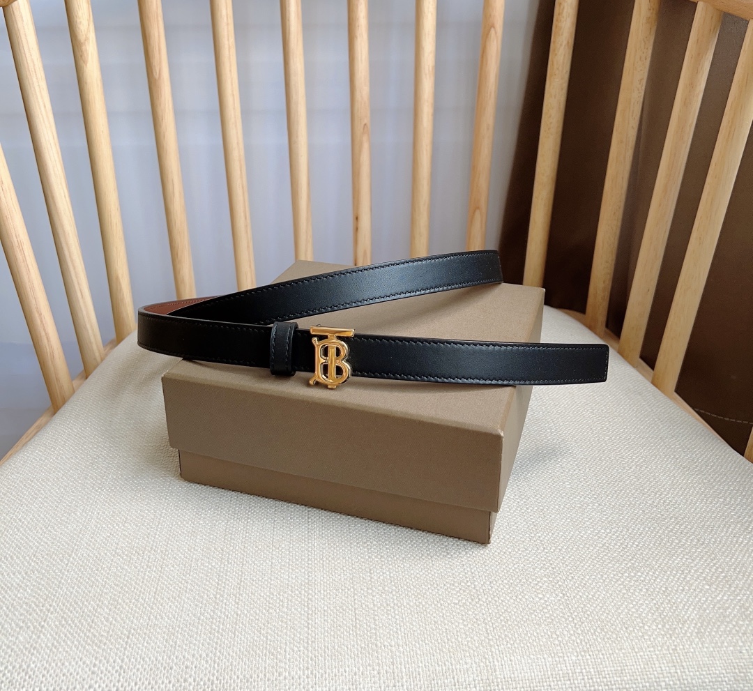Burberry belt