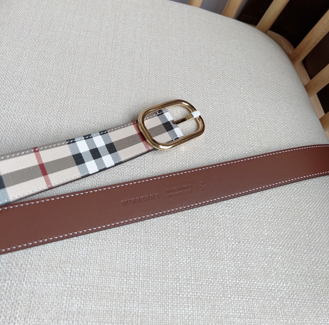Burberry belt