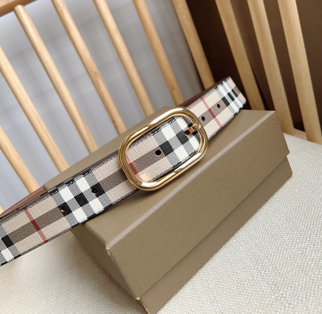 Burberry belt