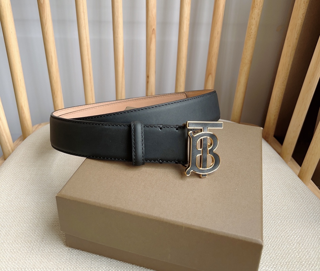 Burberry belt