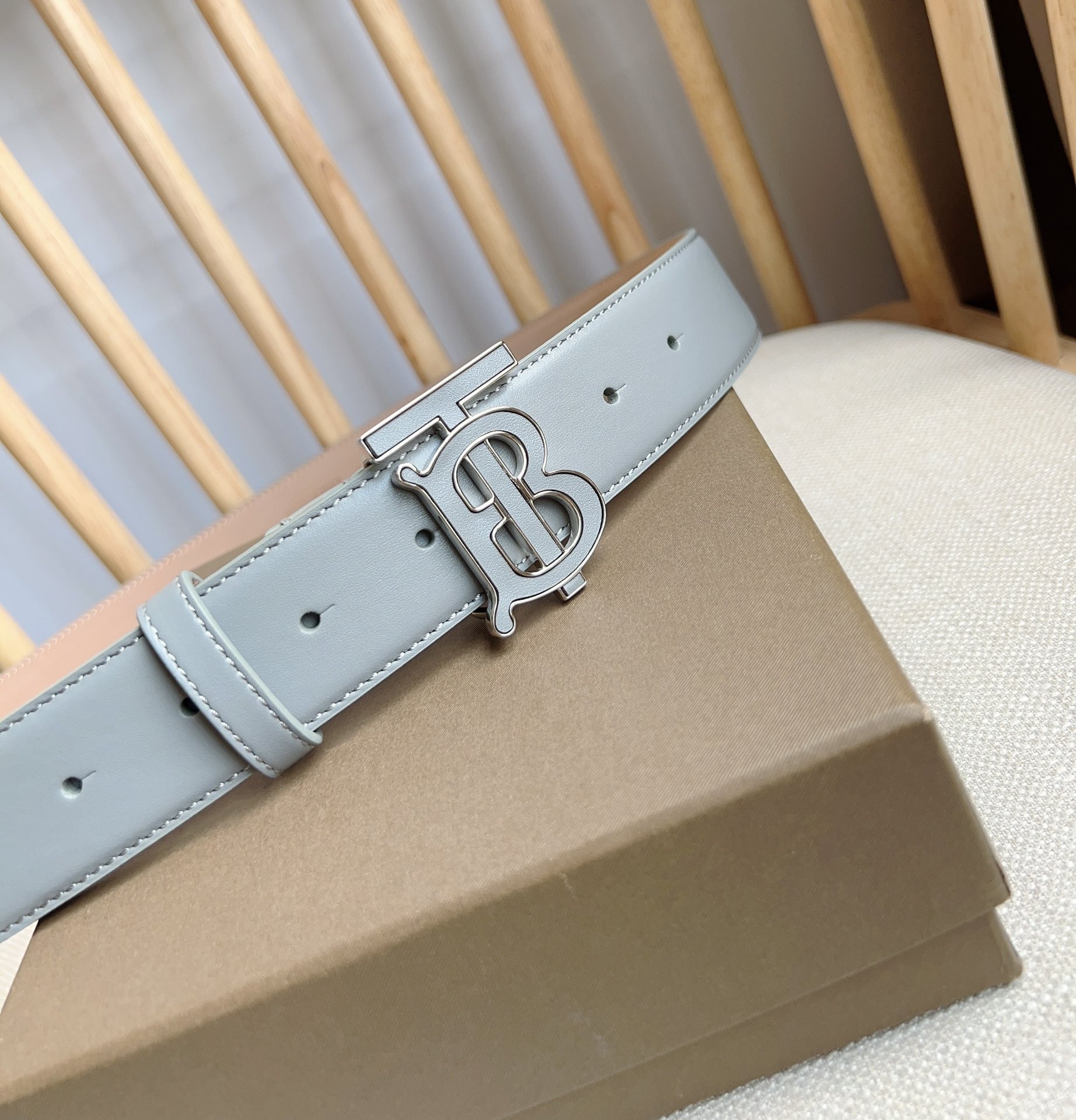 Burberry belt