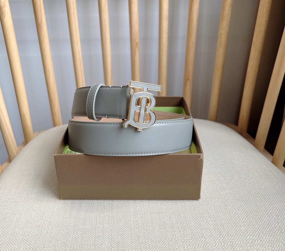 Burberry belt
