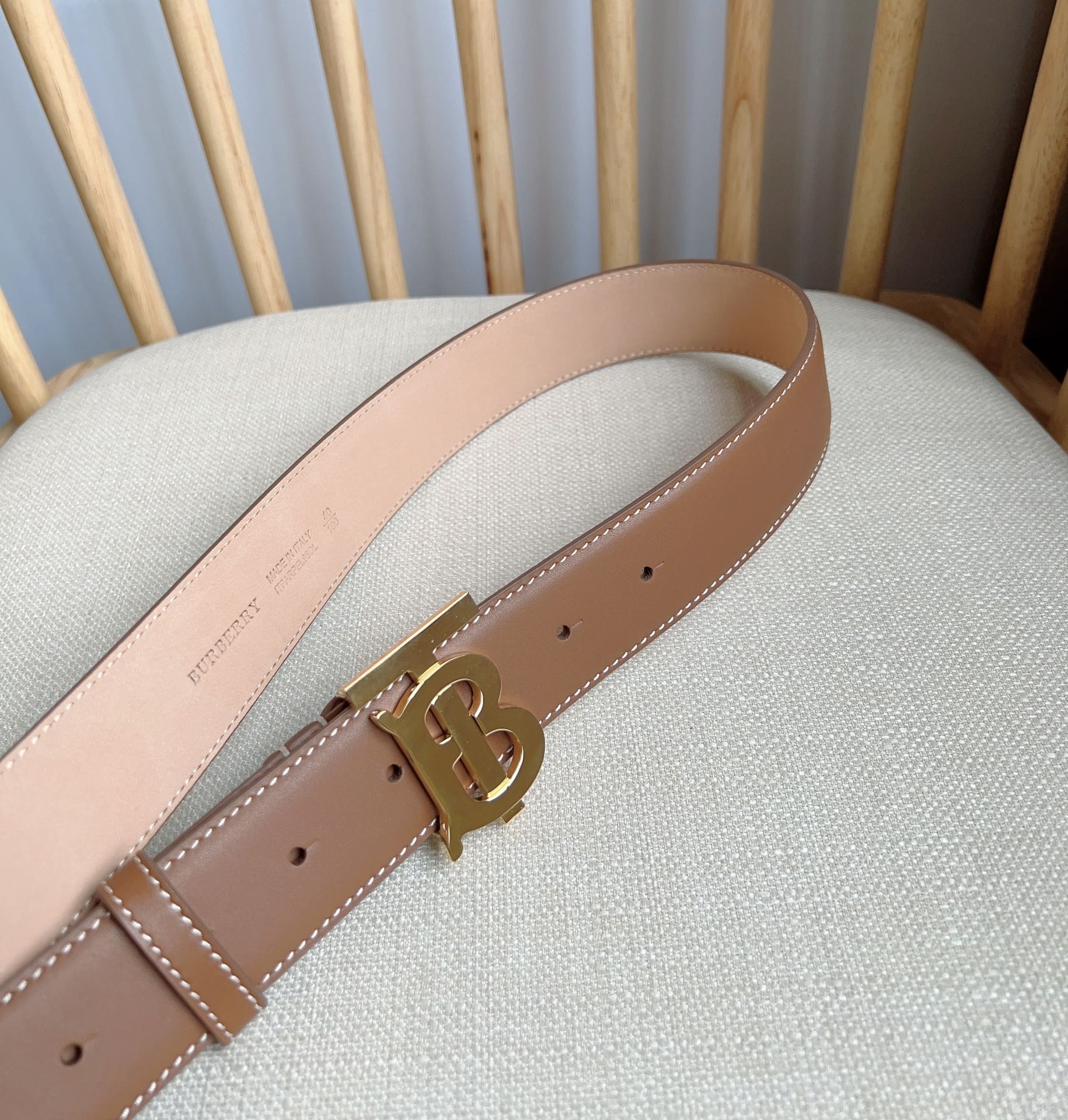 Burberry belt