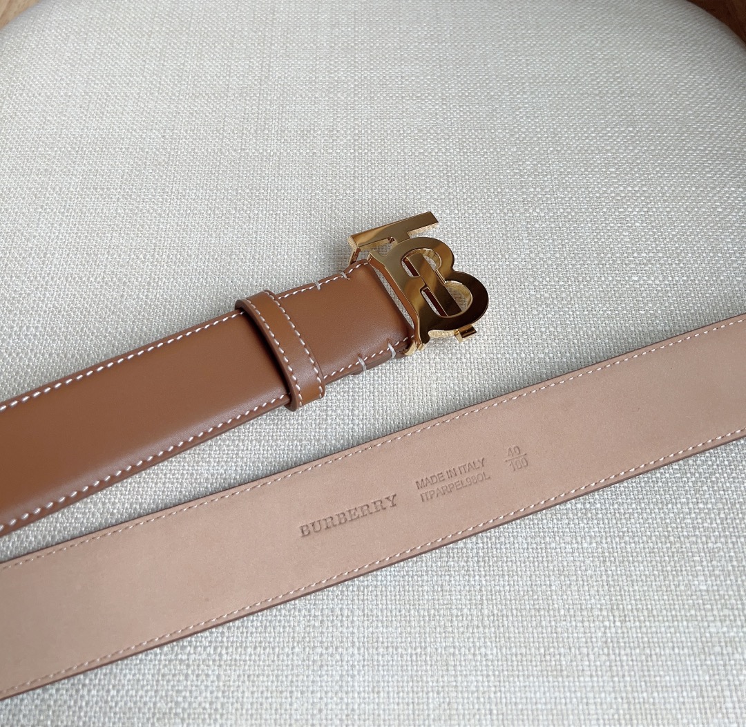Burberry belt