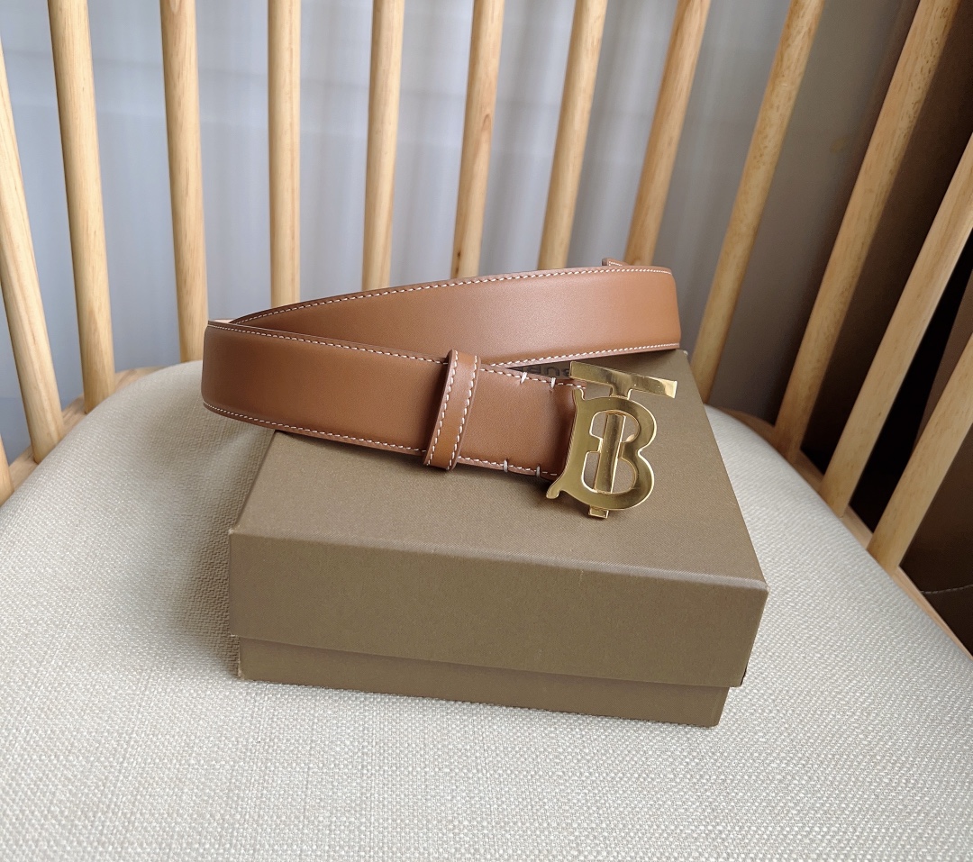Burberry belt