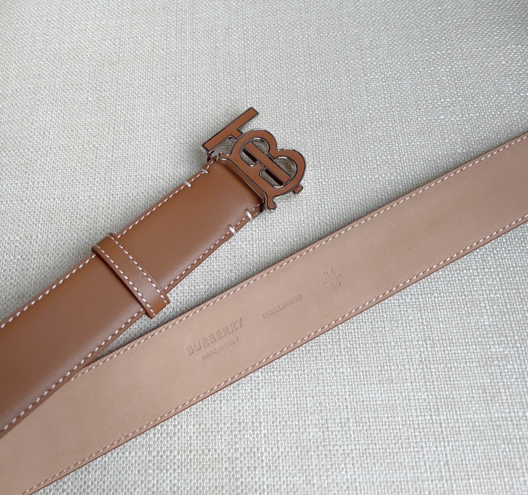 Burberry belt