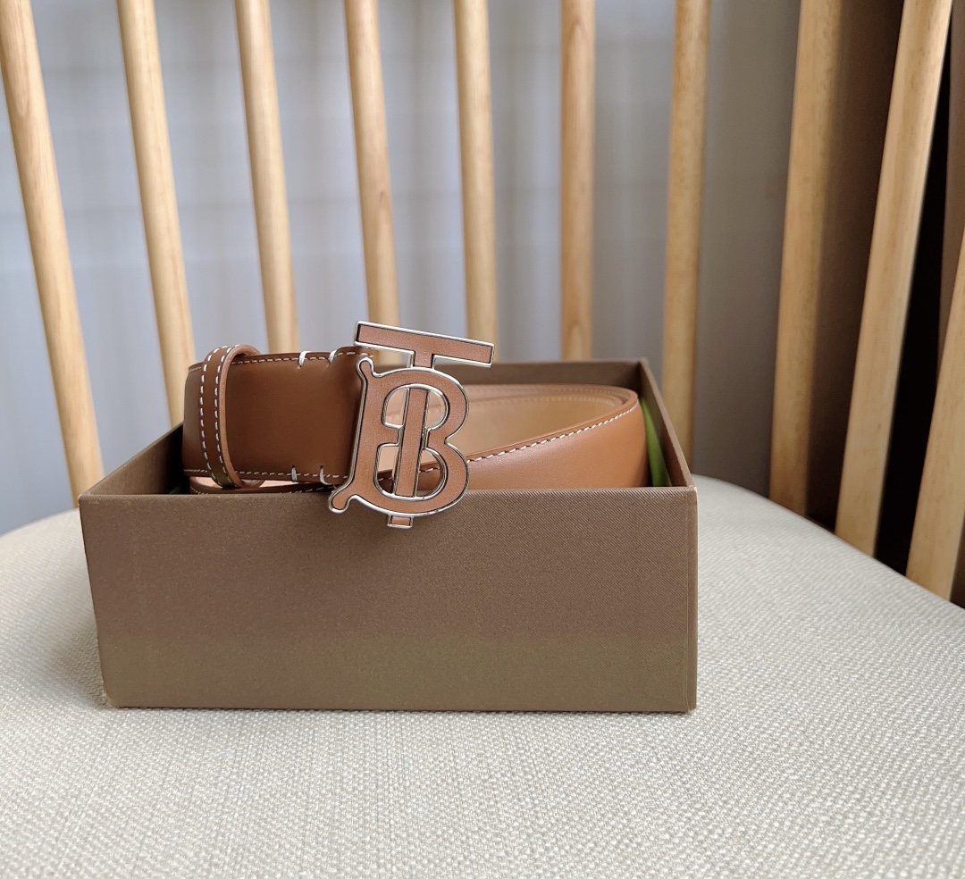 Burberry belt