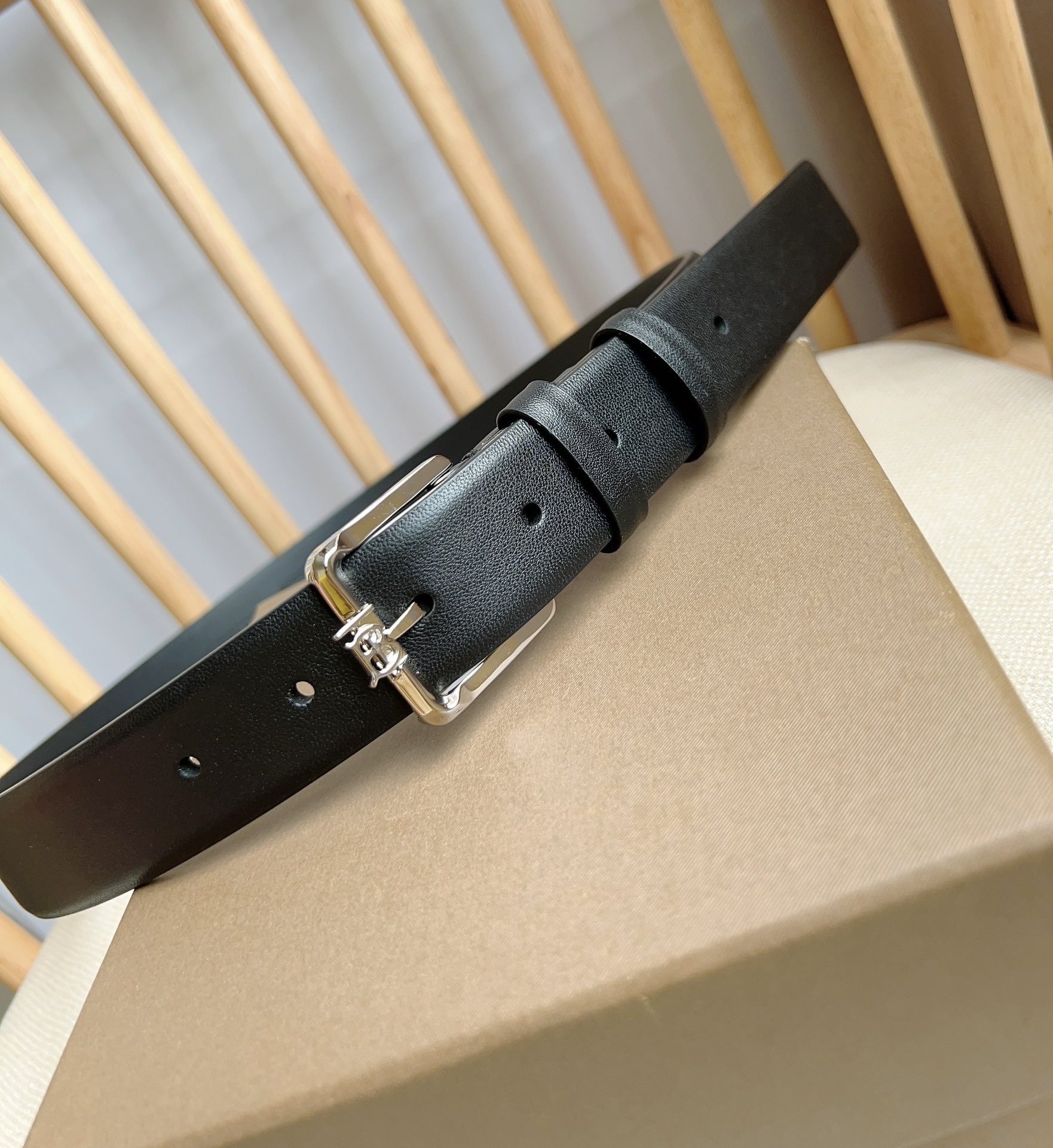 Burberry belt