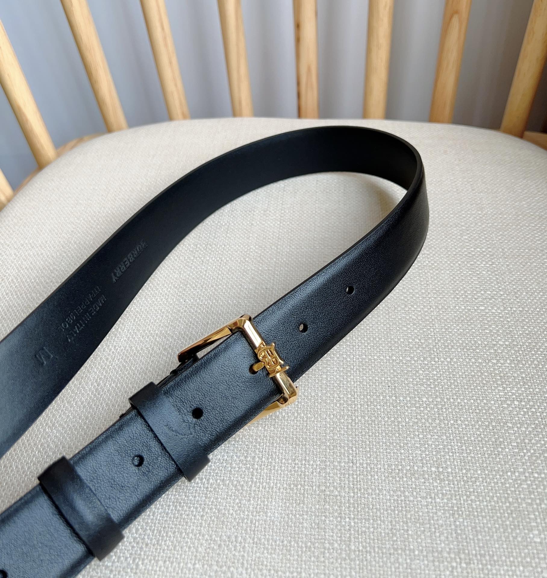 Burberry belt