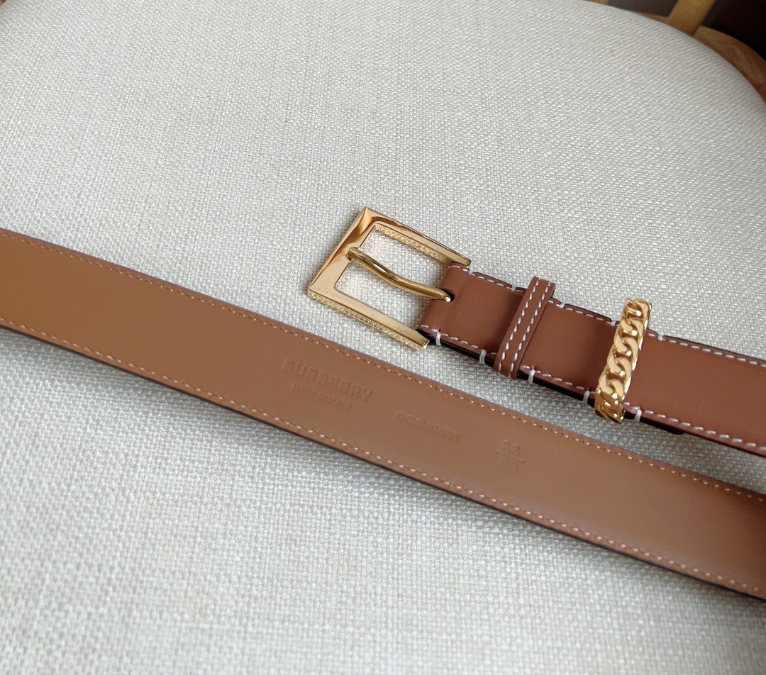 Burberry belt