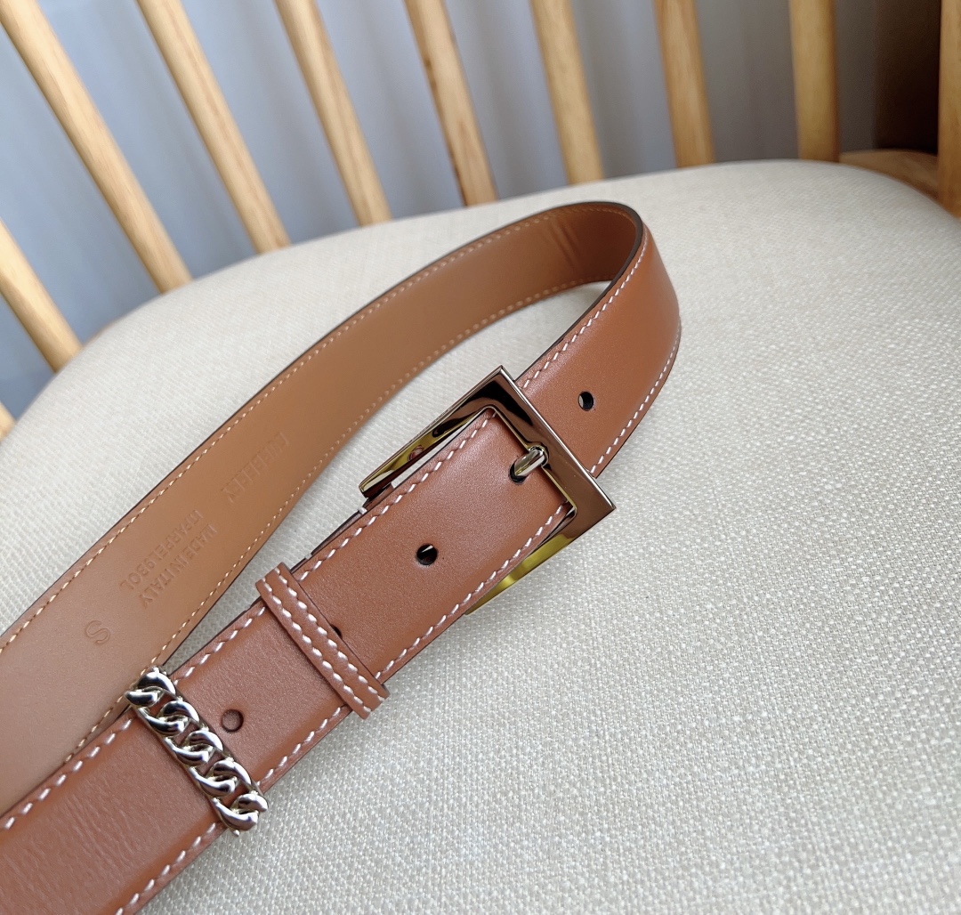 Burberry belt