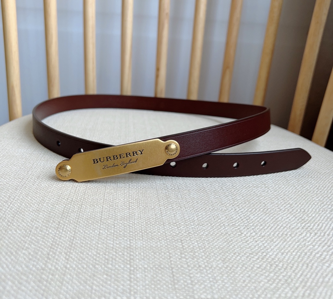 Burberry belt