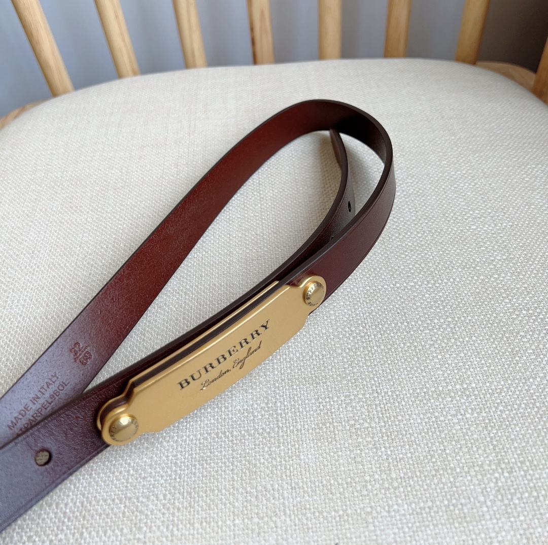 Burberry belt